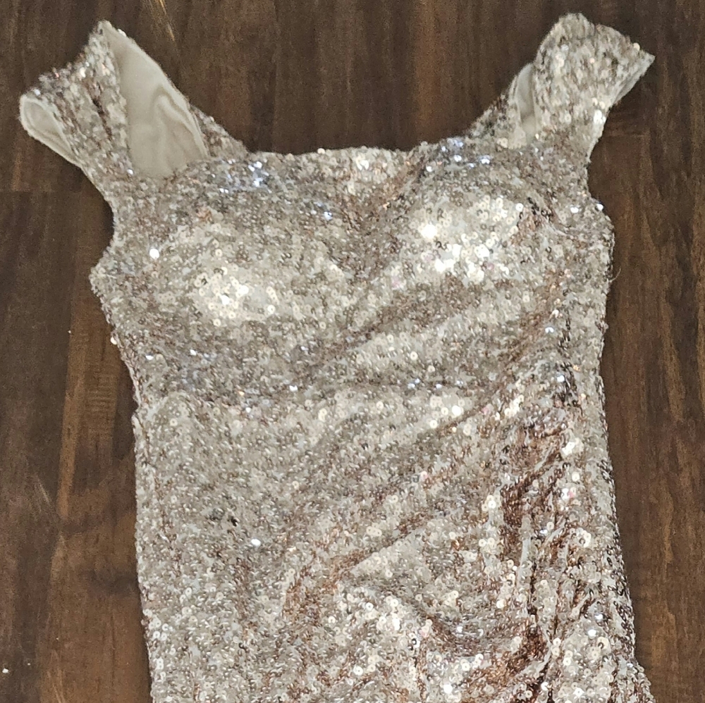 Gold sequin dress like new size L